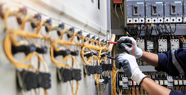 Professional Electrician technician working in Addis, LA